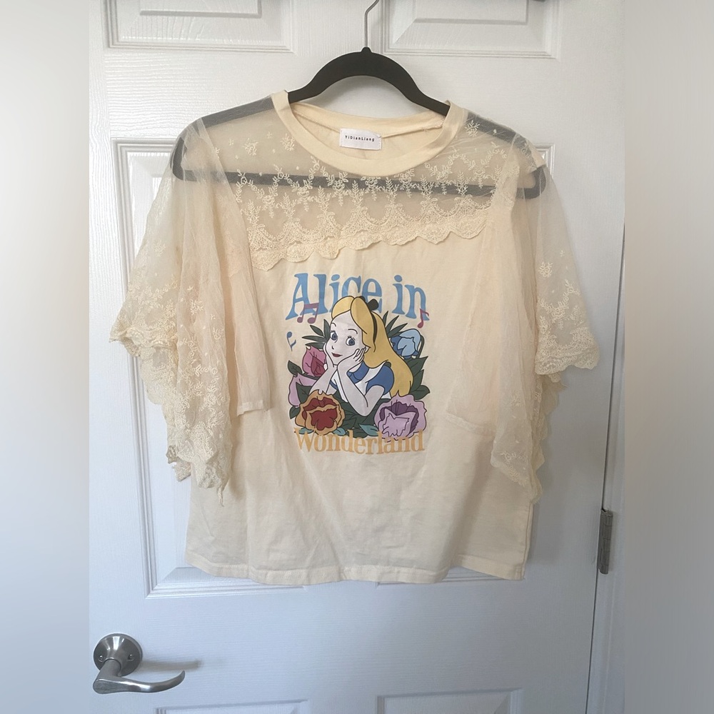 Women’s Cream Sheer Graphic Top - US M